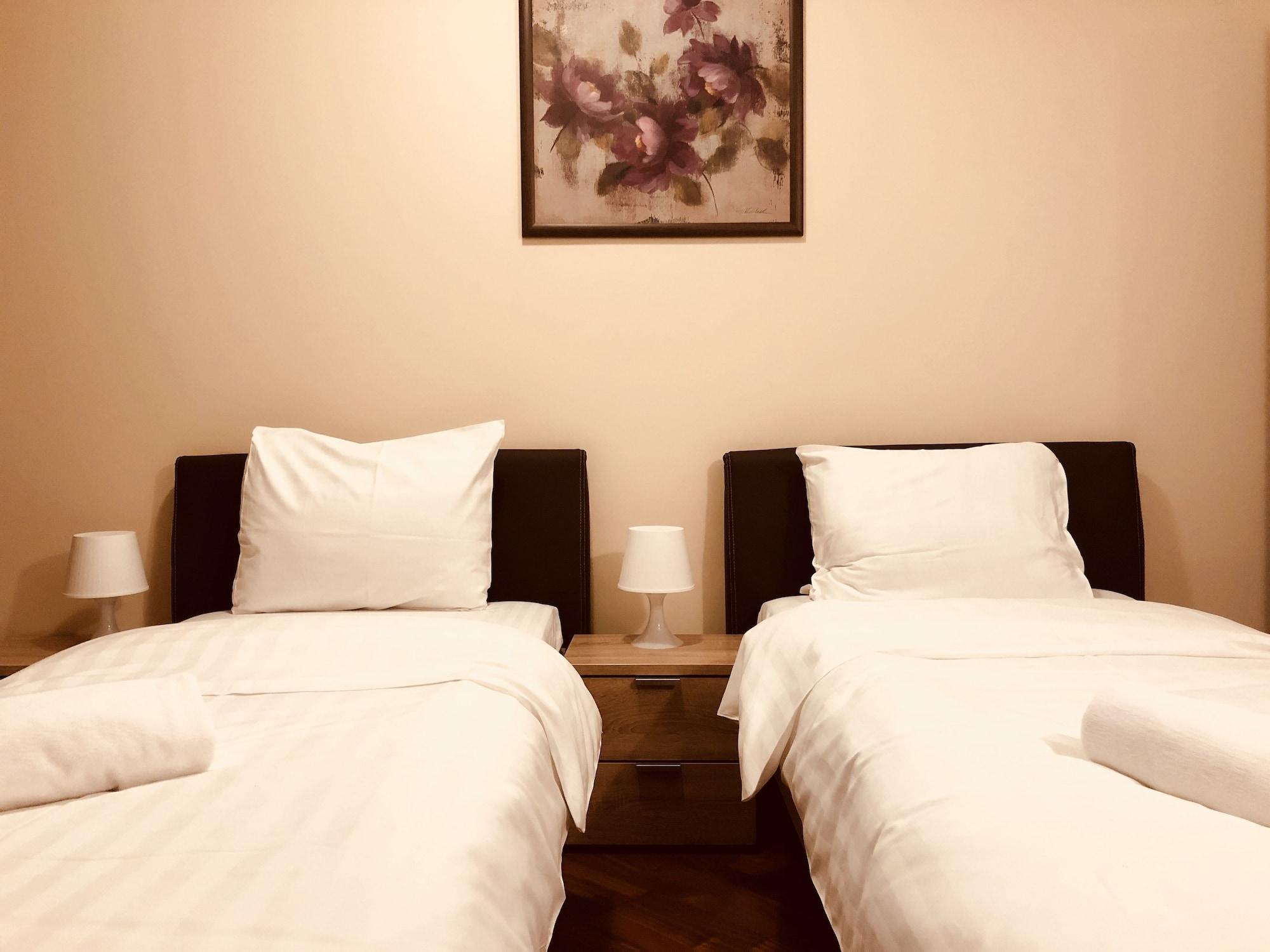 Monte Carlo Palace Rooms Bucureşti Ngoại thất bức ảnh