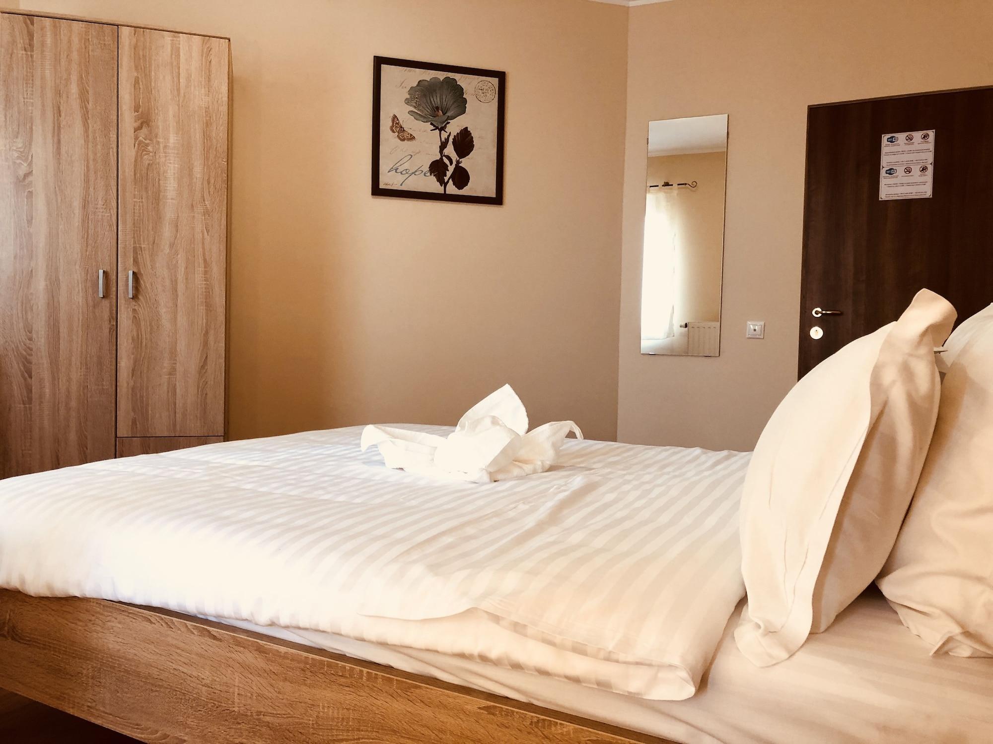 Monte Carlo Palace Rooms Bucureşti Ngoại thất bức ảnh
