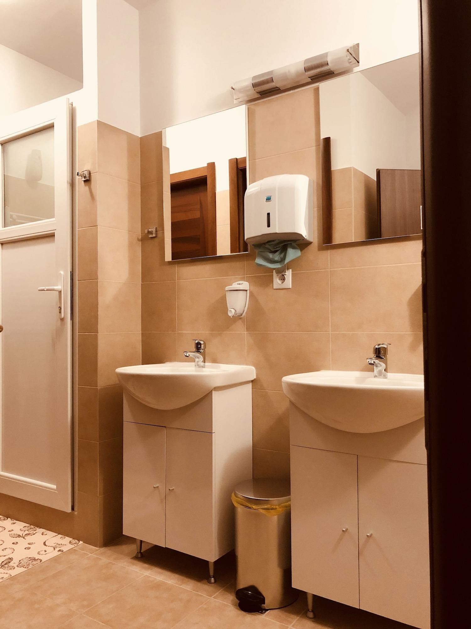 Monte Carlo Palace Rooms Bucureşti Ngoại thất bức ảnh