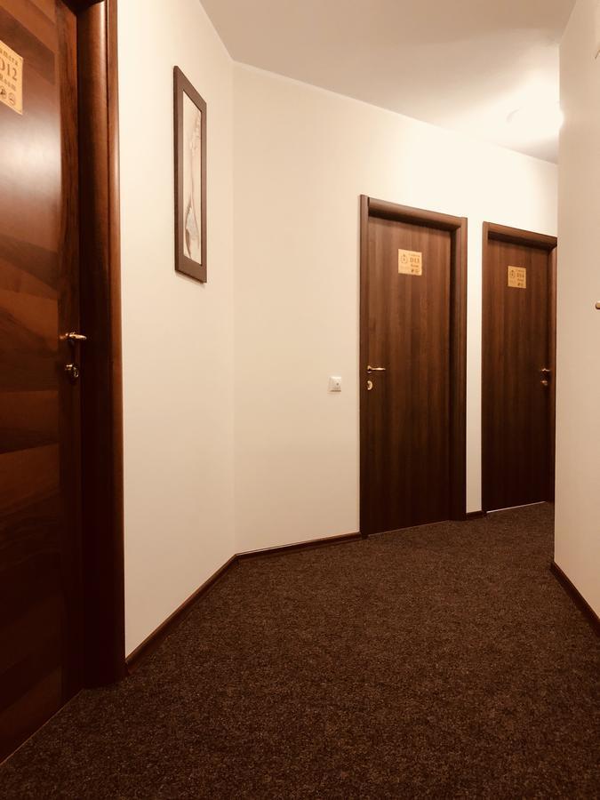 Monte Carlo Palace Rooms Bucureşti Ngoại thất bức ảnh