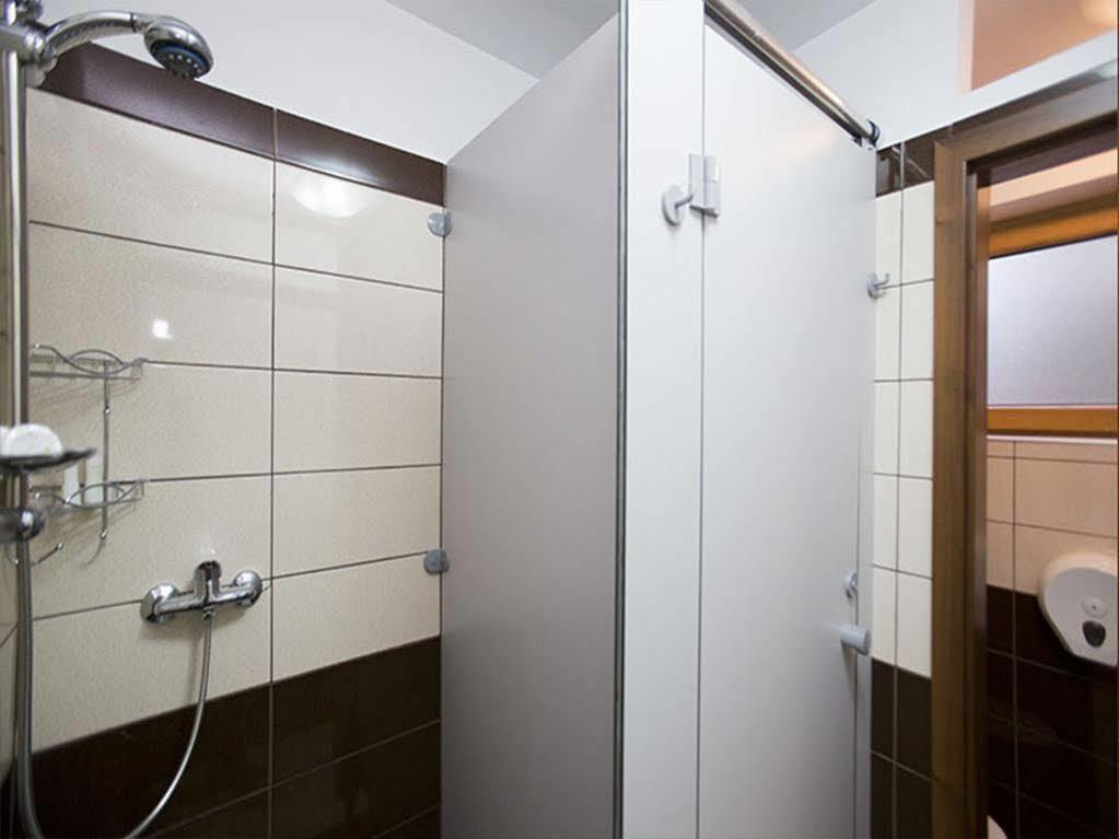 Monte Carlo Palace Rooms Bucureşti Ngoại thất bức ảnh