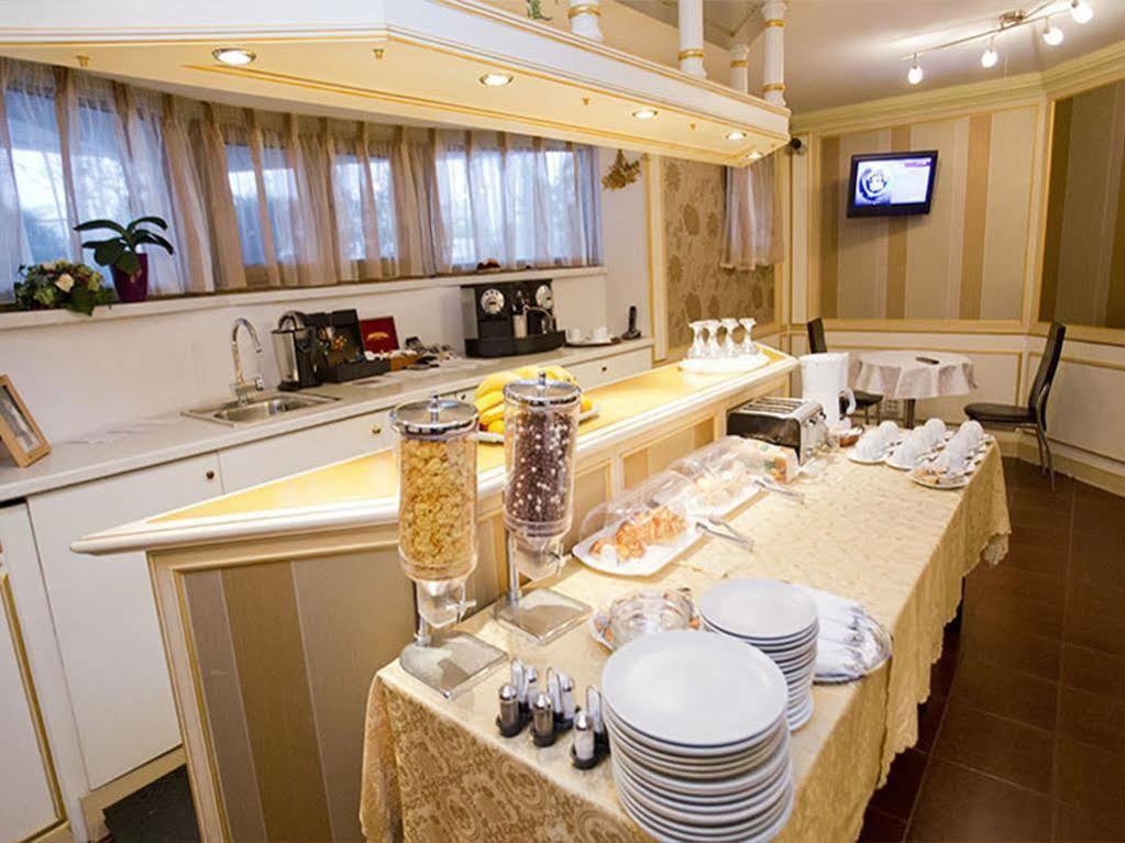 Monte Carlo Palace Rooms Bucureşti Ngoại thất bức ảnh
