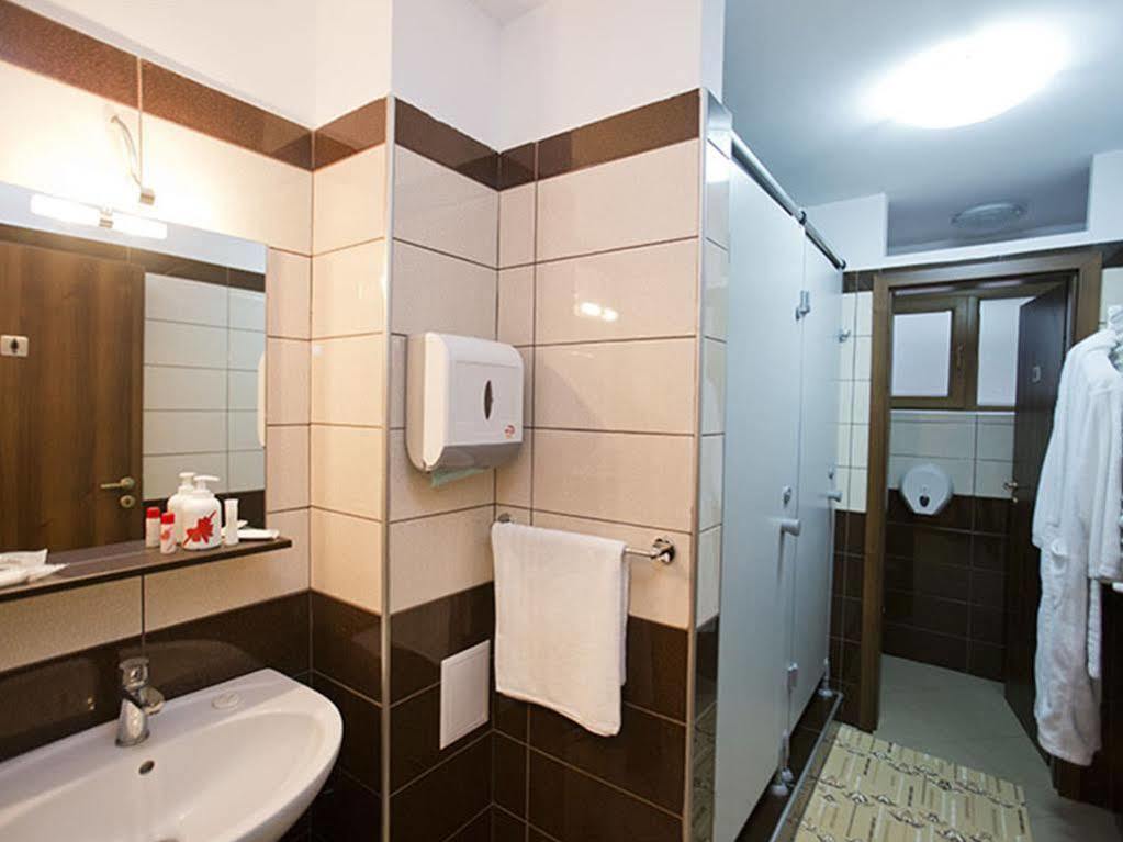 Monte Carlo Palace Rooms Bucureşti Ngoại thất bức ảnh