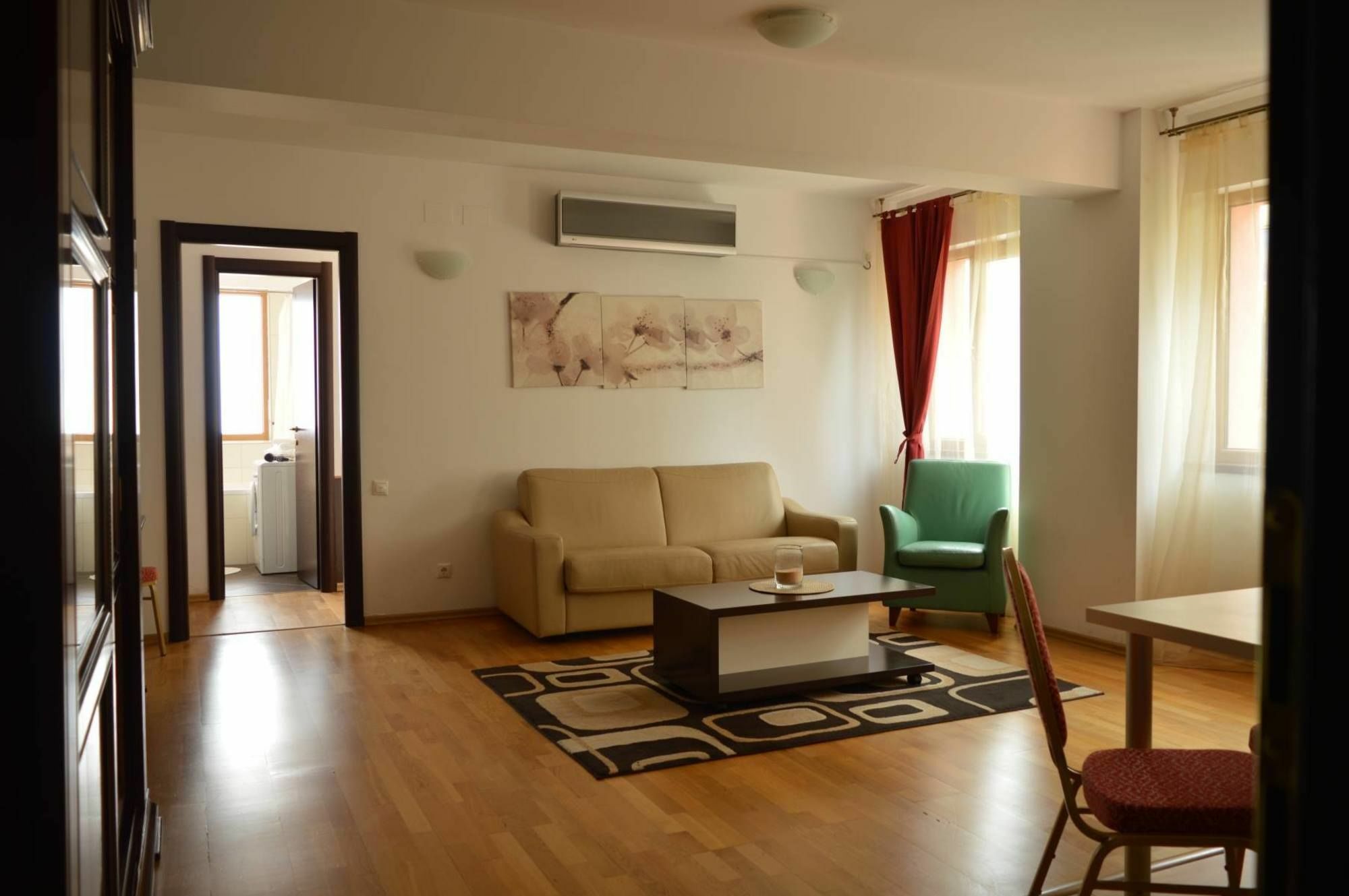 Monte Carlo Palace Rooms Bucureşti Ngoại thất bức ảnh